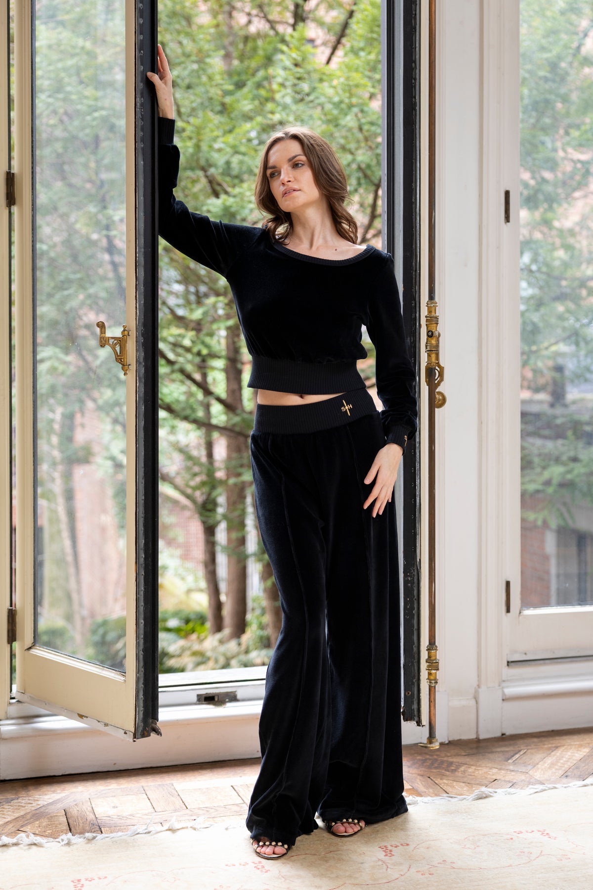 Doyenne Velour Pants – Nighttime in Paris