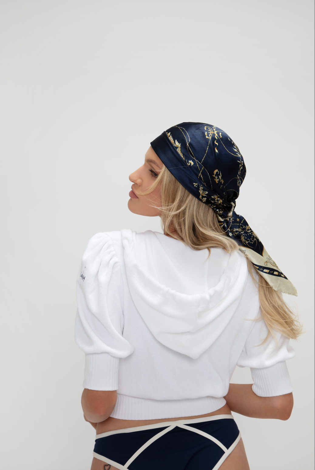 Cherub Short Sleeve Hoodie – Glam Leisure